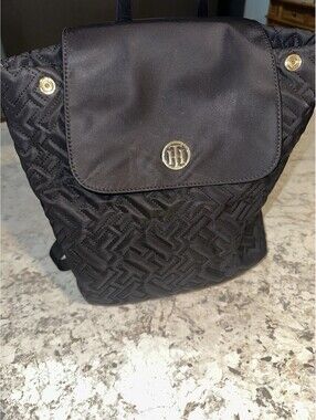 Tommy Hilfiger Black Quilted Logo Backpack Snap Closure Gold Hardware Lined